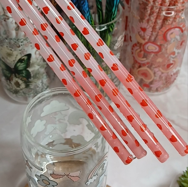 Heart Pink - Color Changing Reusable Plastic Straw - 9 inch